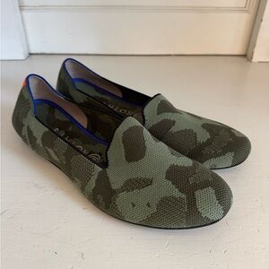 Rothy’s green camo round toe flats size 10
